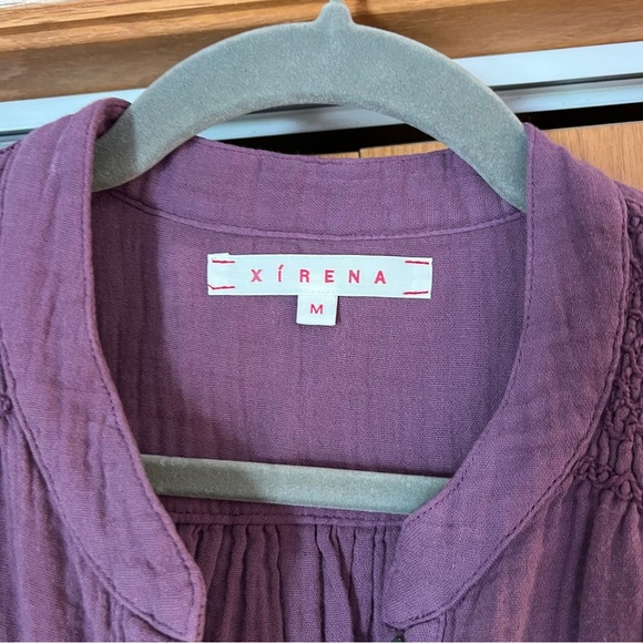 XiRENA Purple gauze blouse size medium - Picture 4 of 10